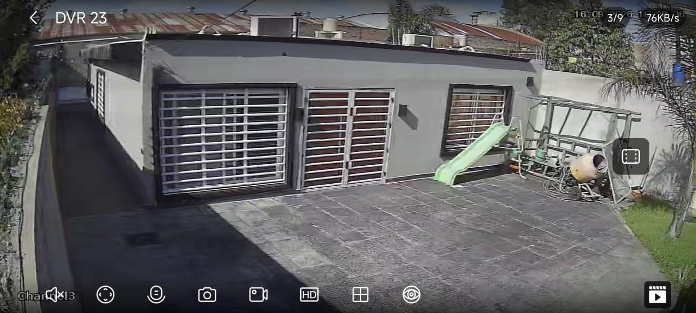 Foto de Casa Chalet en Alquiler en Quilmes Oeste, Quilmes, G.B.A. Zona Sur, imagen 2