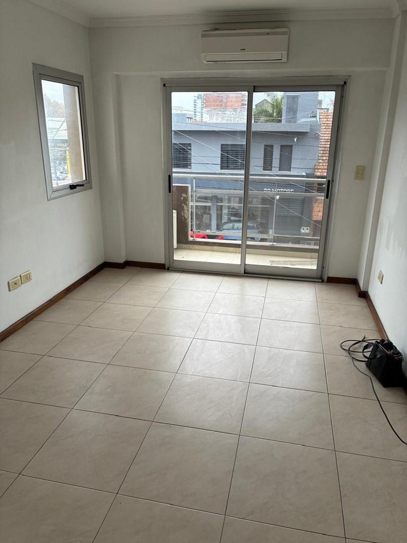 Foto de Departamento Semipiso en Venta en Quilmes, G.B.A. Zona Sur, Argentina, imagen 1