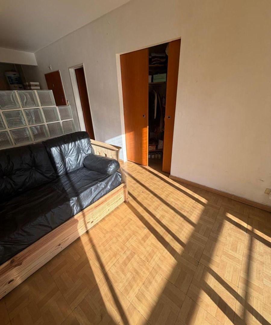 Foto de Venta Departamento Monoambiente amplio con balcon y bajas expensas, imagen 4