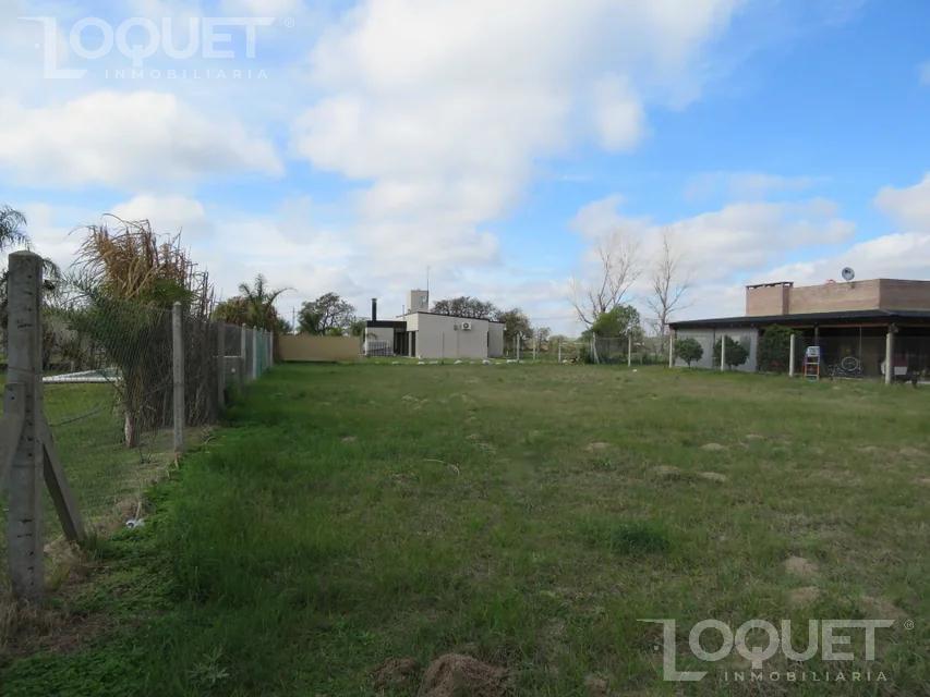Terreno en Jardines de La Costa 5