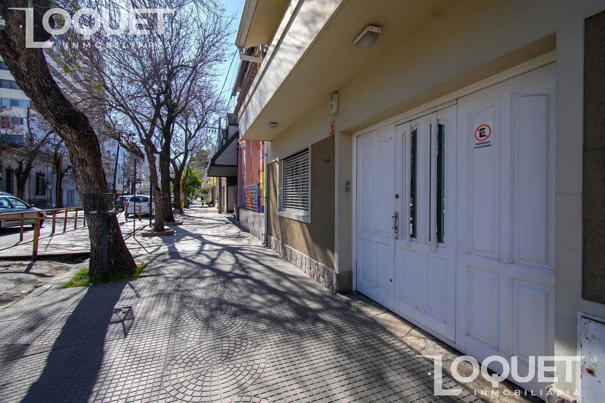 Casa 3 dormitorios en Candioti Sur, con cochera y pileta 4
