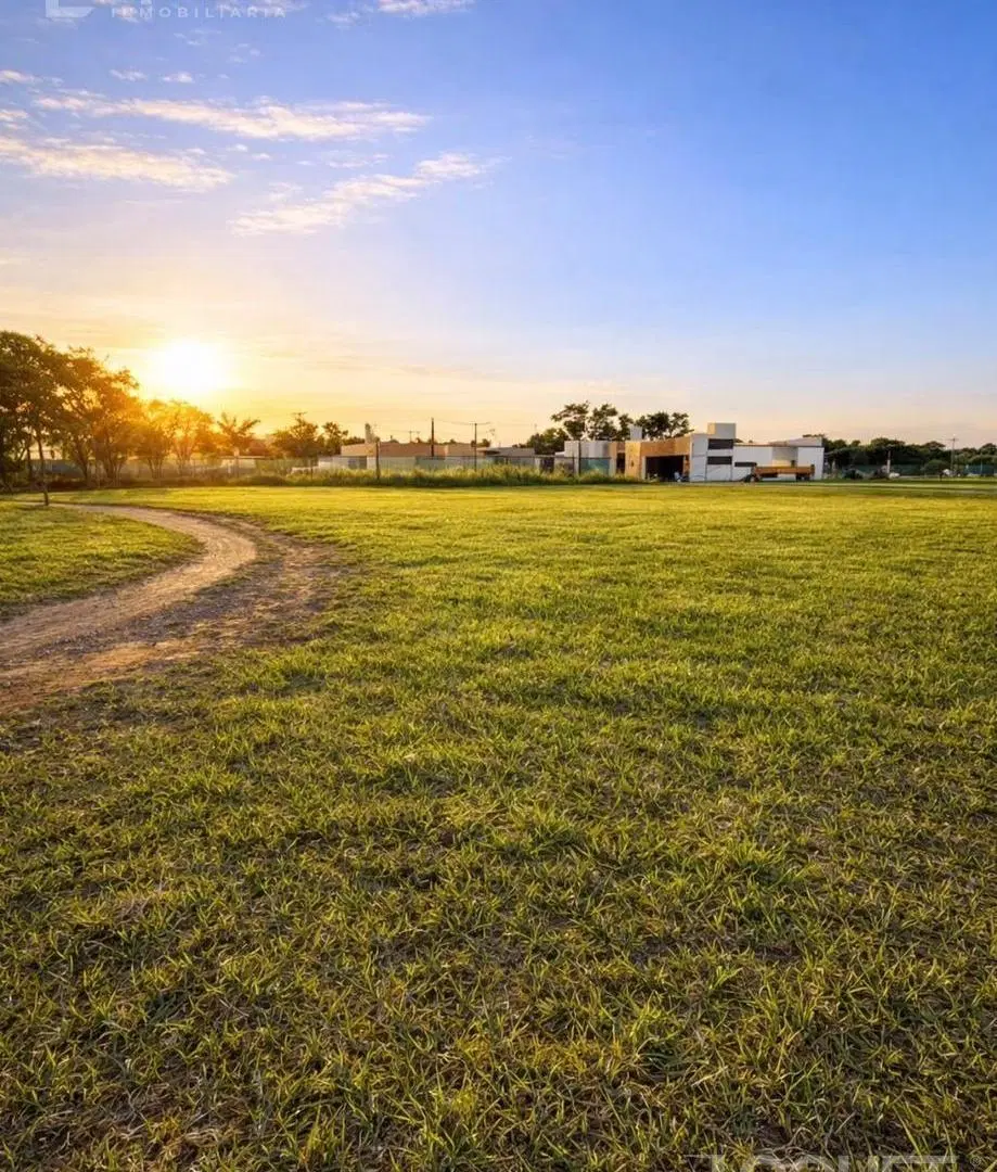 Terreno barrio privado La Reserva 2