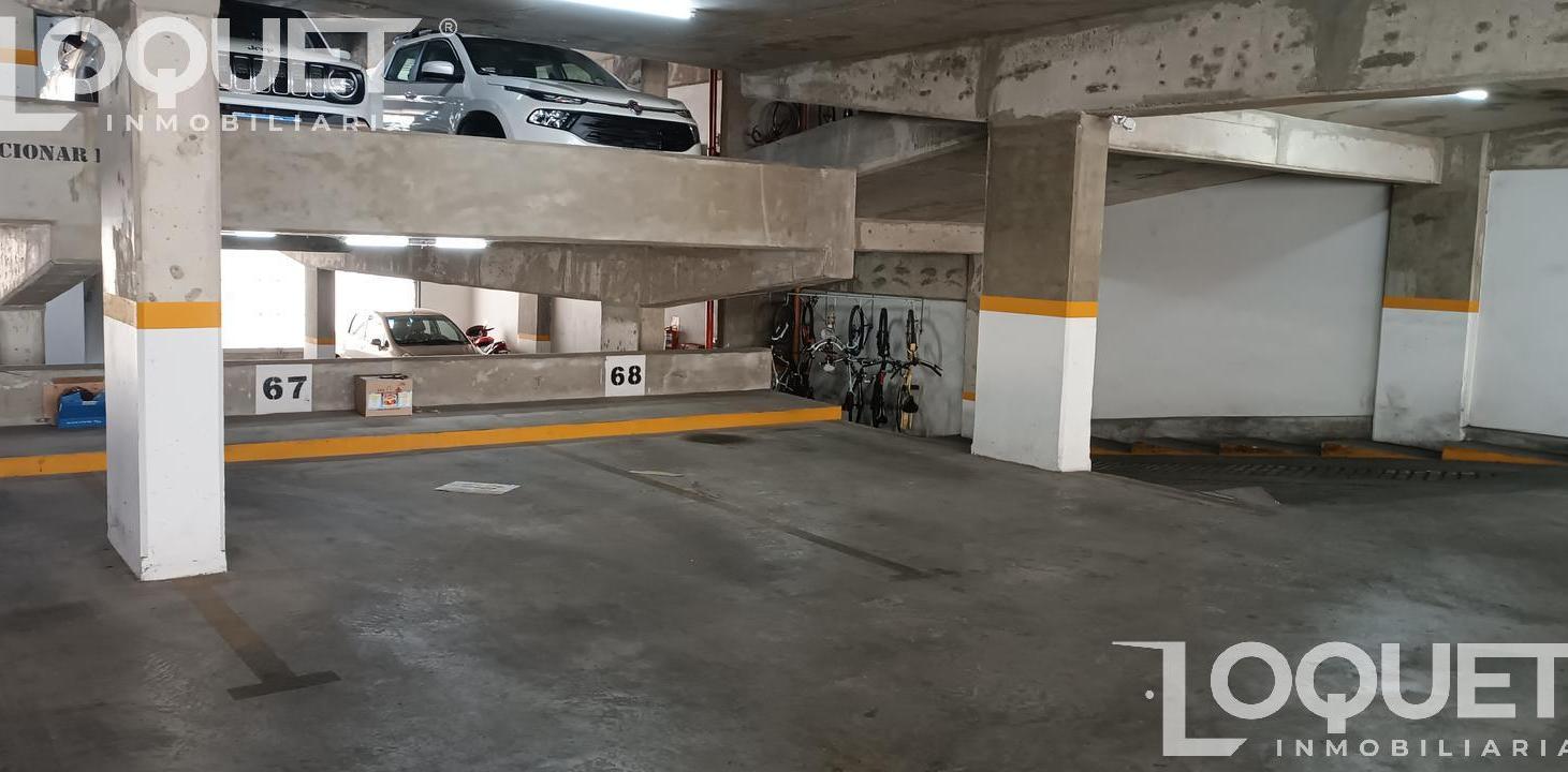 Foto de Cochera en 2° piso en alquiler -A metros de Bvar Pellegrini-, imagen 4