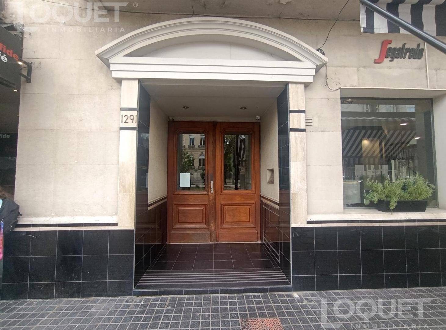 Foto de Departamento Monoambiente en alquiler, en pleno Bv. Galvez, imagen 3