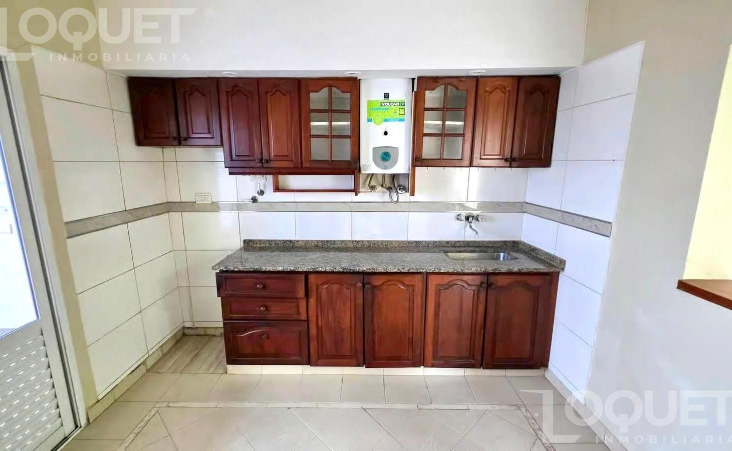 Foto de Casa con cochera y 2 dormitorios en venta. Barrio Ma Selva, imagen 4