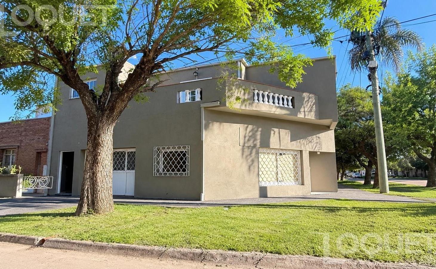 Foto de Casa con cochera y 2 dormitorios en venta. Barrio Ma Selva, imagen 1