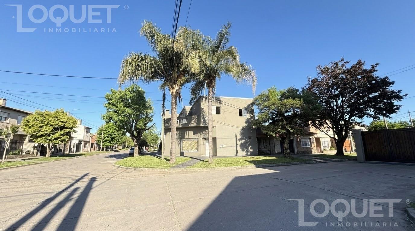 Foto de Casa en PA, 3 dormitorios y terraza en venta. Barrio María Selva, Santa, imagen 2