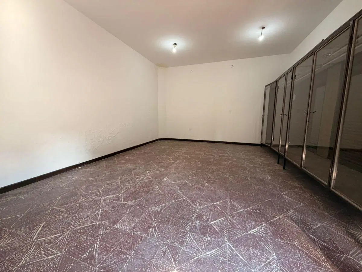 B° Alto Alberdi | LOCAL ESQUINA CON VIDRIERA 1