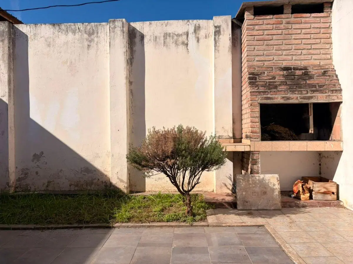 Bº Alto Alberdi - 3 Dorm. c/ cochera - a mts de Duartes Quirós 2