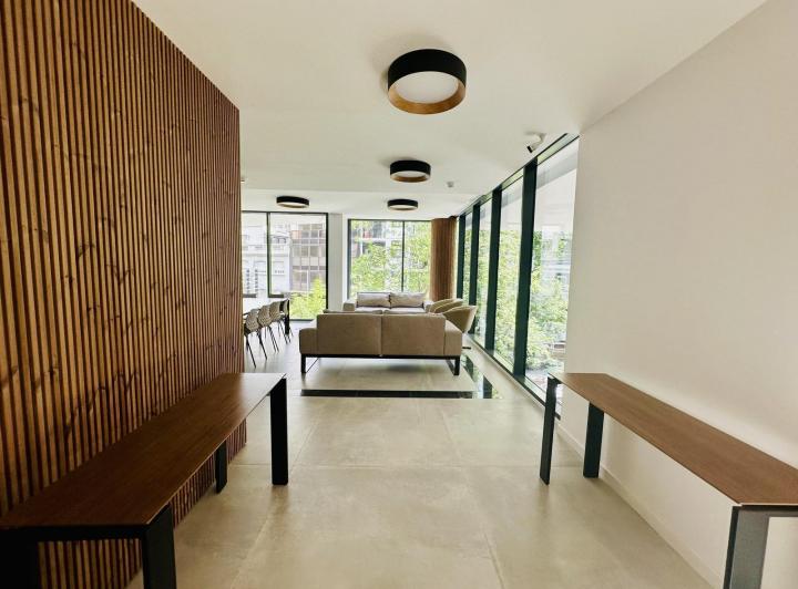 Departamento en Duplex con terraza y parrilla privada 4