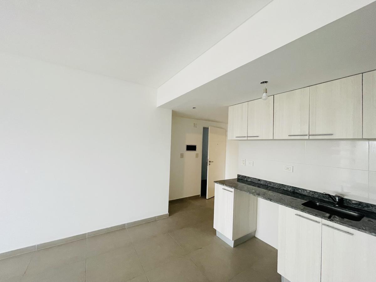Foto de Mono ambiente impecable EN VENTA EN PATERNAL !!!, imagen 3