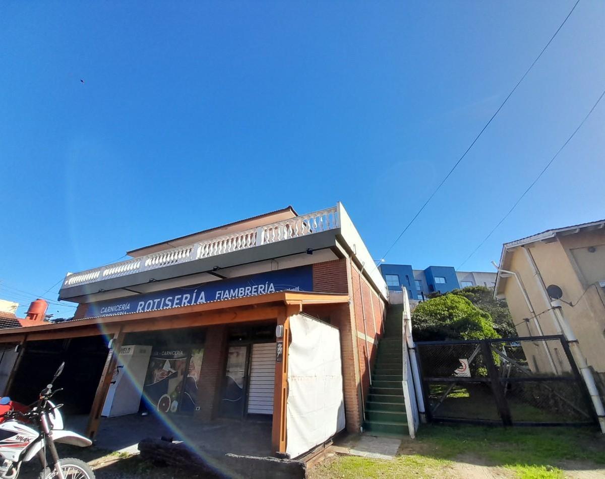 Oportunidad Multifamiliar. Viviendas y Locales. Mar de Ostende 50 m del Mar 5