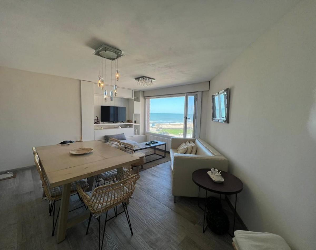 Departamento en Pinamar - Con Terraza, Parrilla y Vista al Mar
