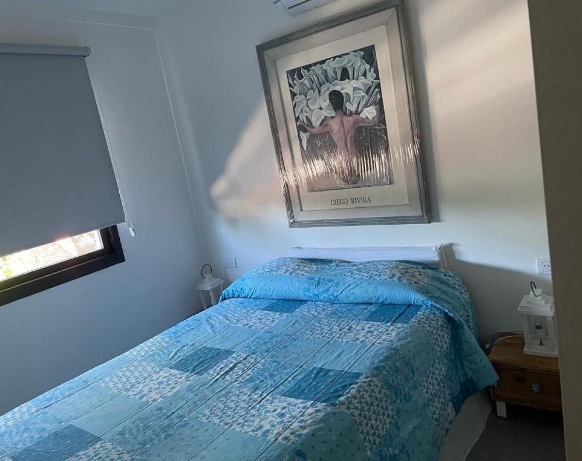 Departamento de 2 ambientes con Terraza, Jacuzzi y Cochera Propia
