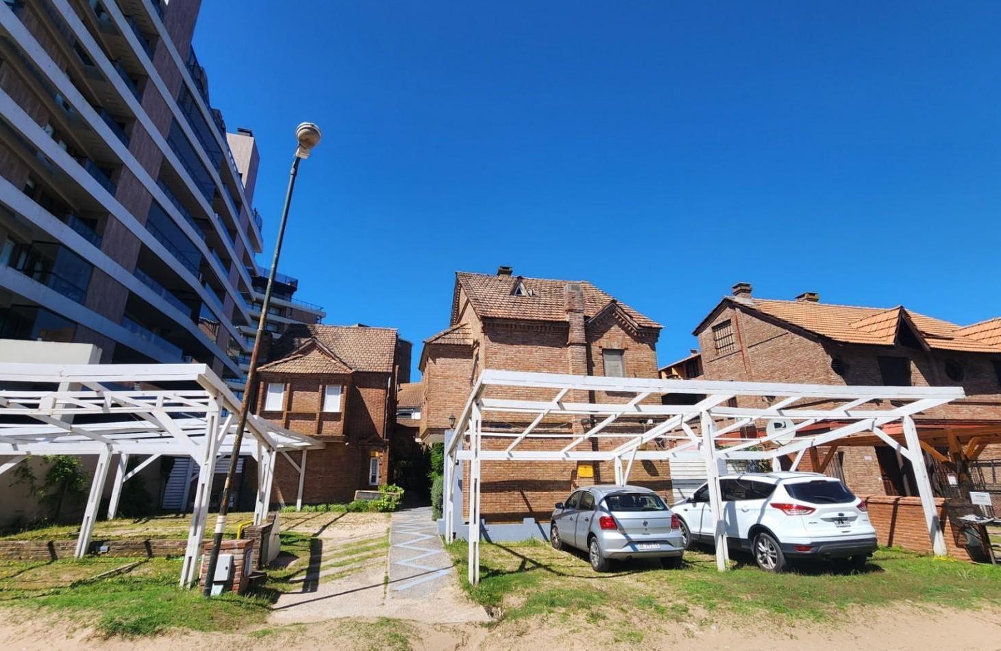 Foto de Duplex Triplex en Venta Pinamar Centro-Playa 3 Dormitorios Gas natural, imagen 5
