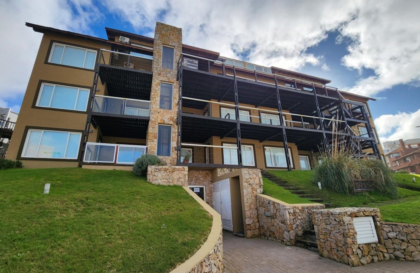 Foto de Departamento en Venta Mar de Ostende Pinamar 3 Ambientes Frente al mar, imagen 2