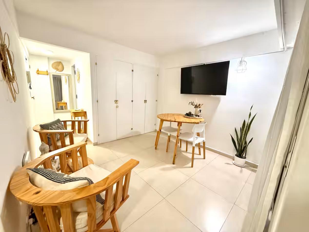 Foto de Venta Monoambiente con balcon Pinamar, imagen 3