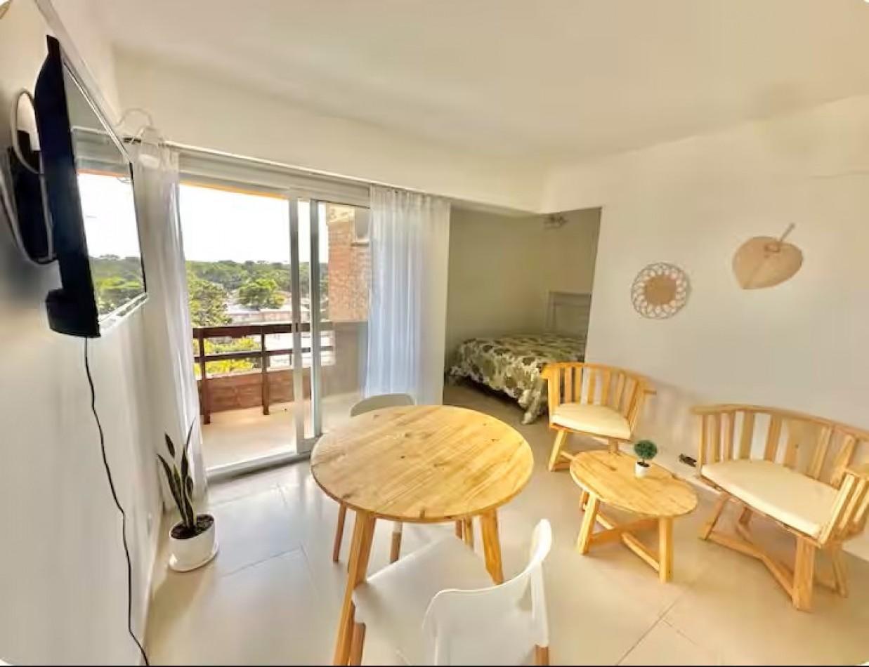 Foto de Venta Monoambiente con balcon Pinamar, imagen 1