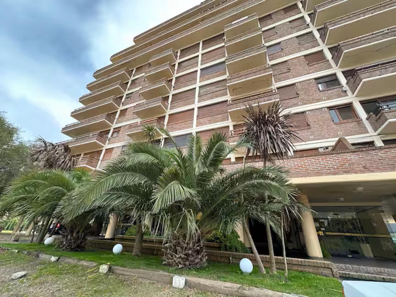 Foto de Venta Monoambiente con balcon Pinamar, imagen 2