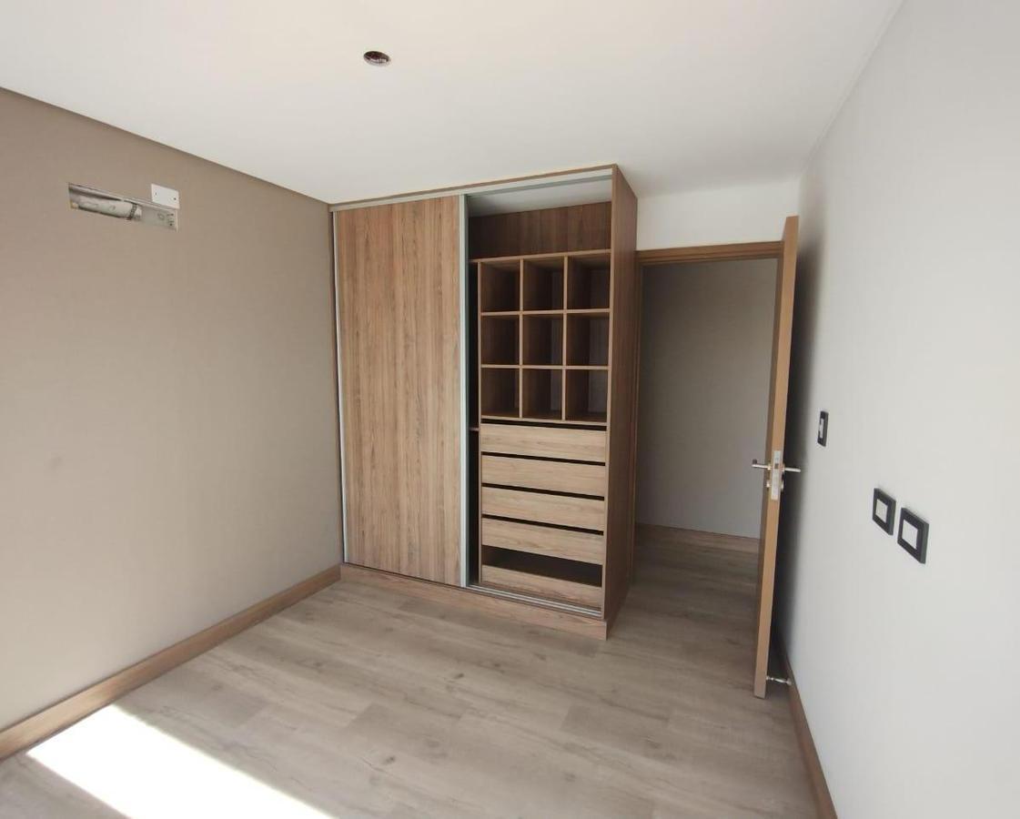 Adobe Inmobiliaria Vende Ubicadísimo Departamento en Edificio Leloir 3