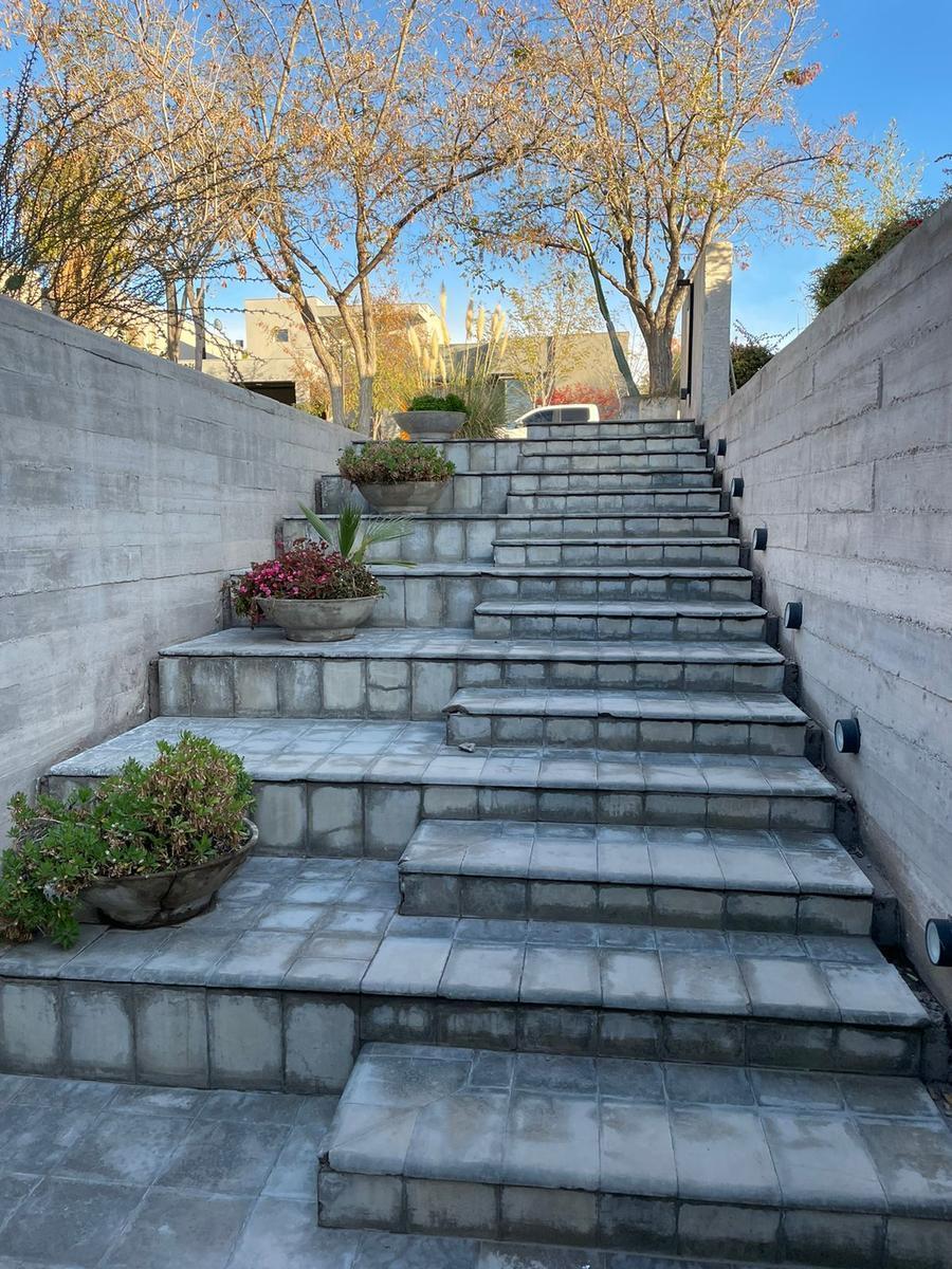 Casa en Venta en B° Cerro Alto, Chacras de Coria 2