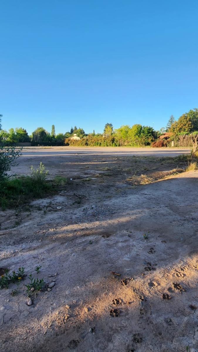 Terreno en Venta en Callejón Privado en Chacras de Coria 1