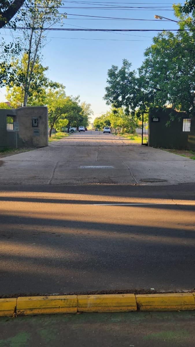Terreno en Venta en Callejón Privado en Chacras de Coria 4
