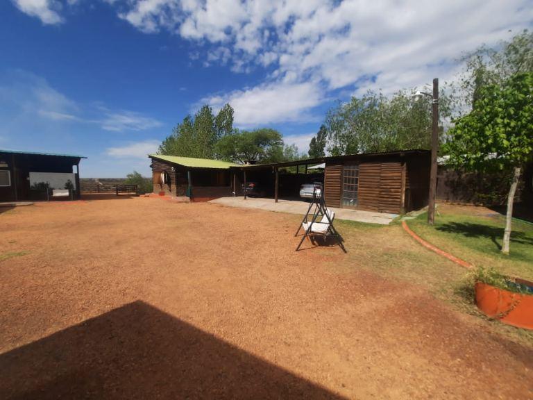 Complejo Turístico de Cabañas en Venta en Blanco Encalada 2