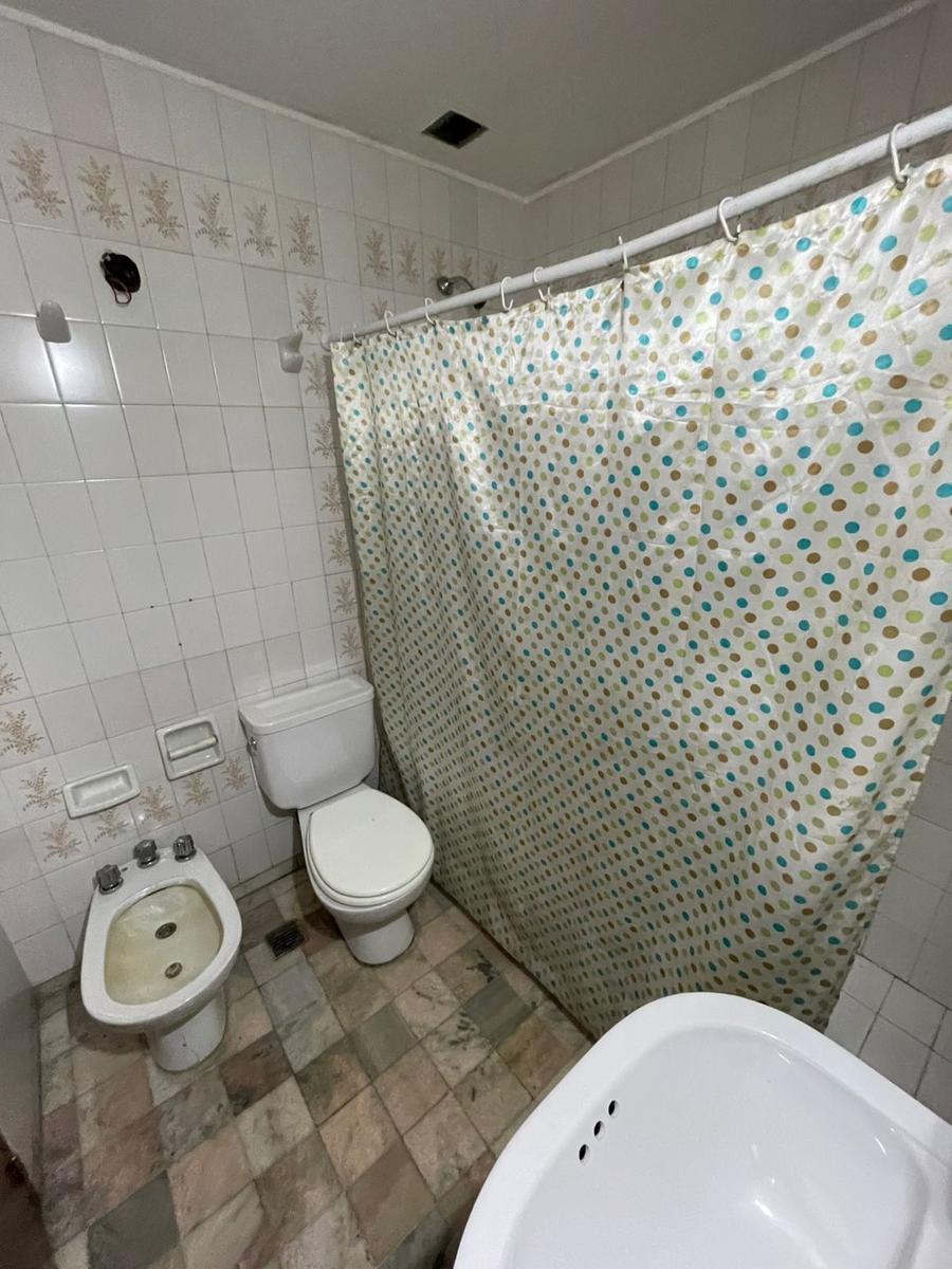 Casa y Locales en Venta en Alto Dorrego, Guaymallén 2