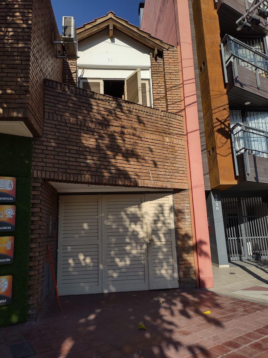 Casa y Locales en Venta en Alto Dorrego, Guaymallén 1
