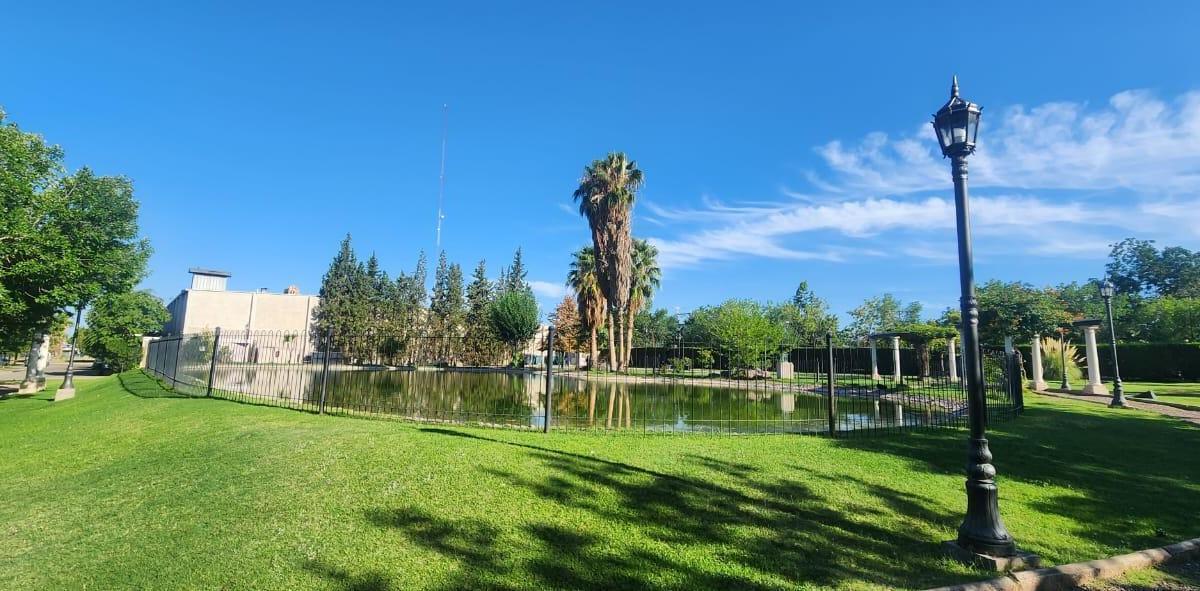 Casa de 4 Dorm. en Venta en B° Prima Terra, Maipú 5