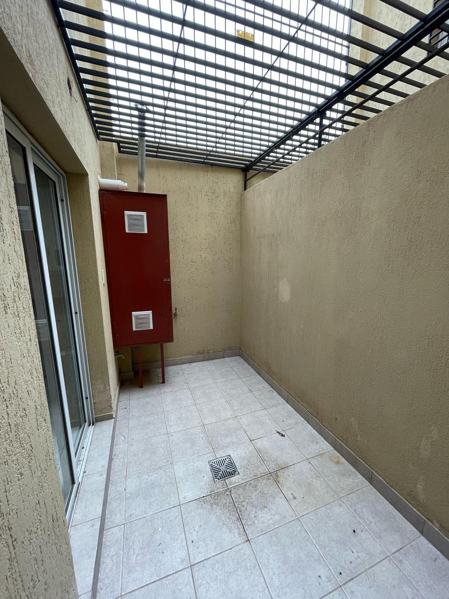 Duplex de 2 Dorm. en Venta en Carrodilla 4