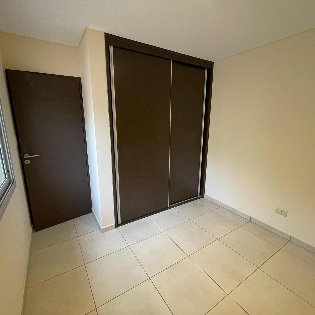 Duplex de 2 Dorm. en Venta en Carrodilla 1