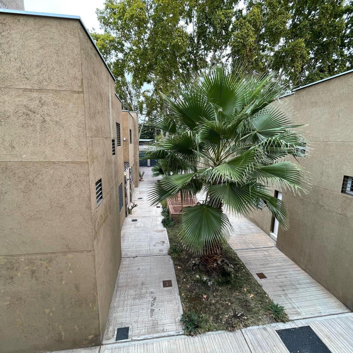 Duplex de 2 Dorm. en Venta en Carrodilla 5