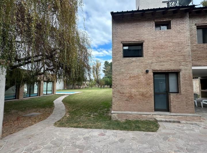 Duplex en Alquiler en Bermejo 2