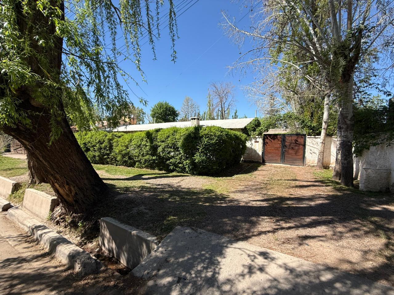 Casa calle Longone - Chacras de Coria