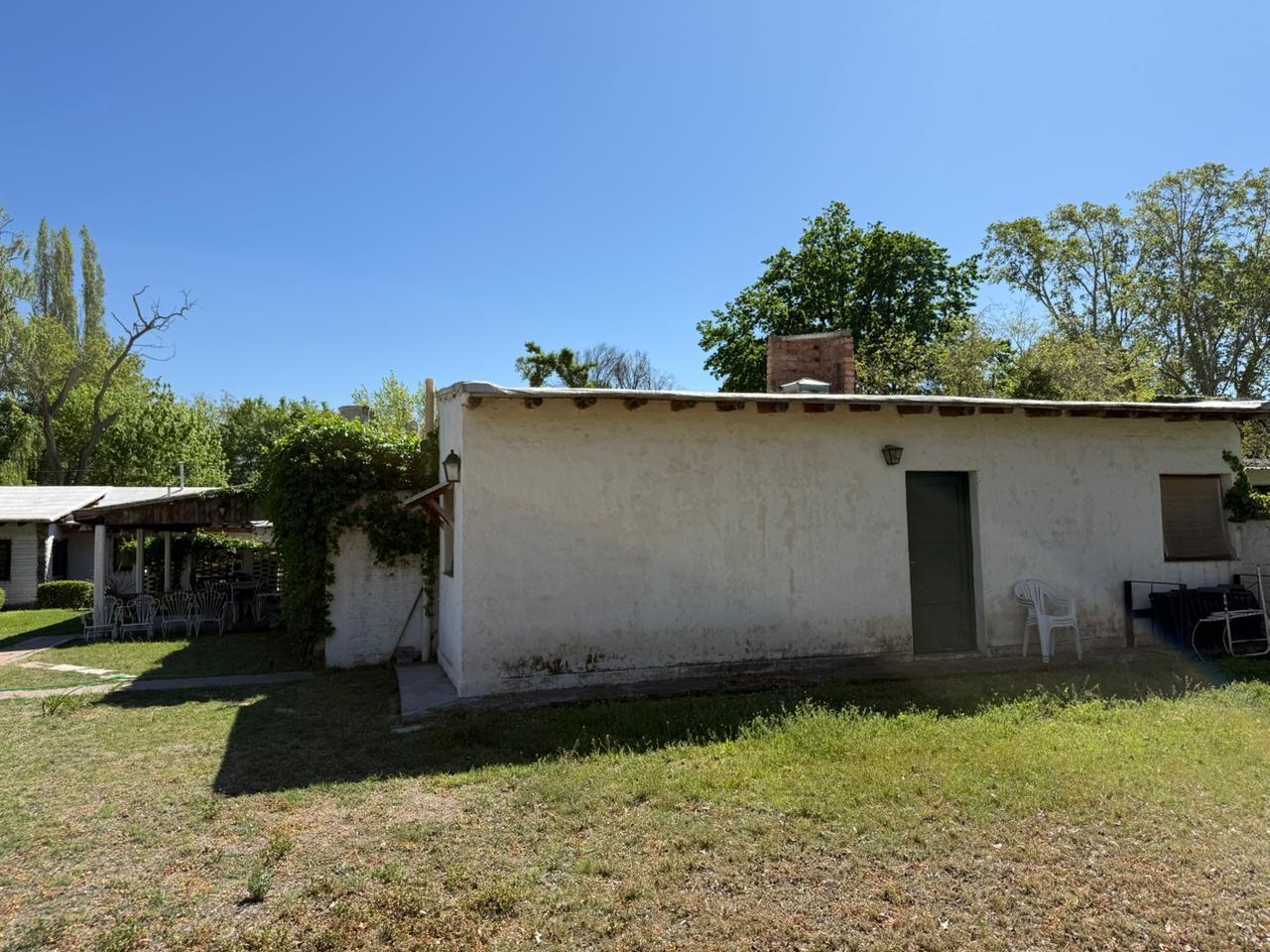 Terreno en calle Longone- Chacras de Coria