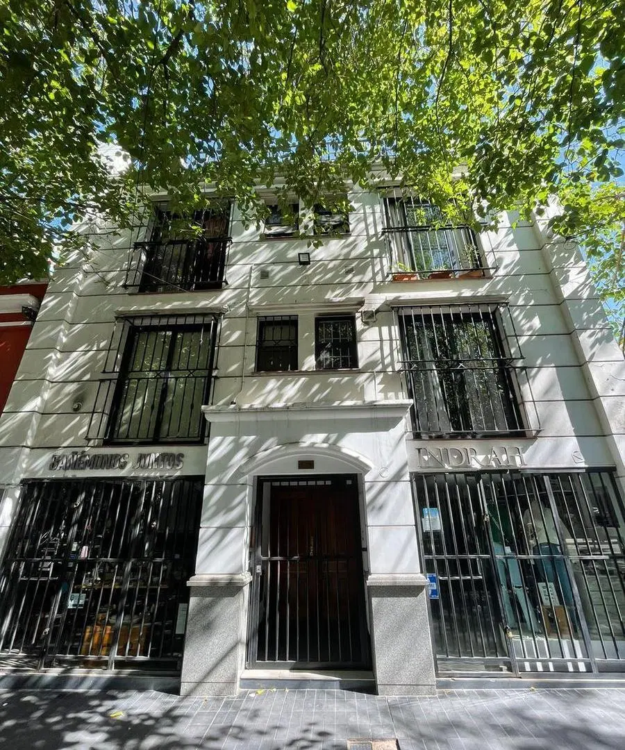 Oficina en Alquiler de 3 ambientes muy bien ubicada en calle San Lorenzo 5