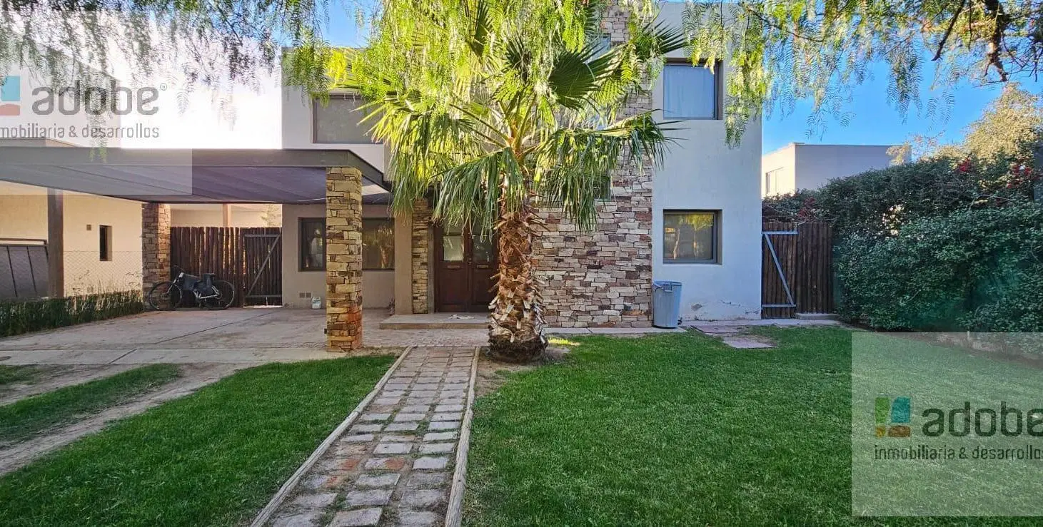 Casa en B° Terruñoz de Araoz II- Maipú 3
