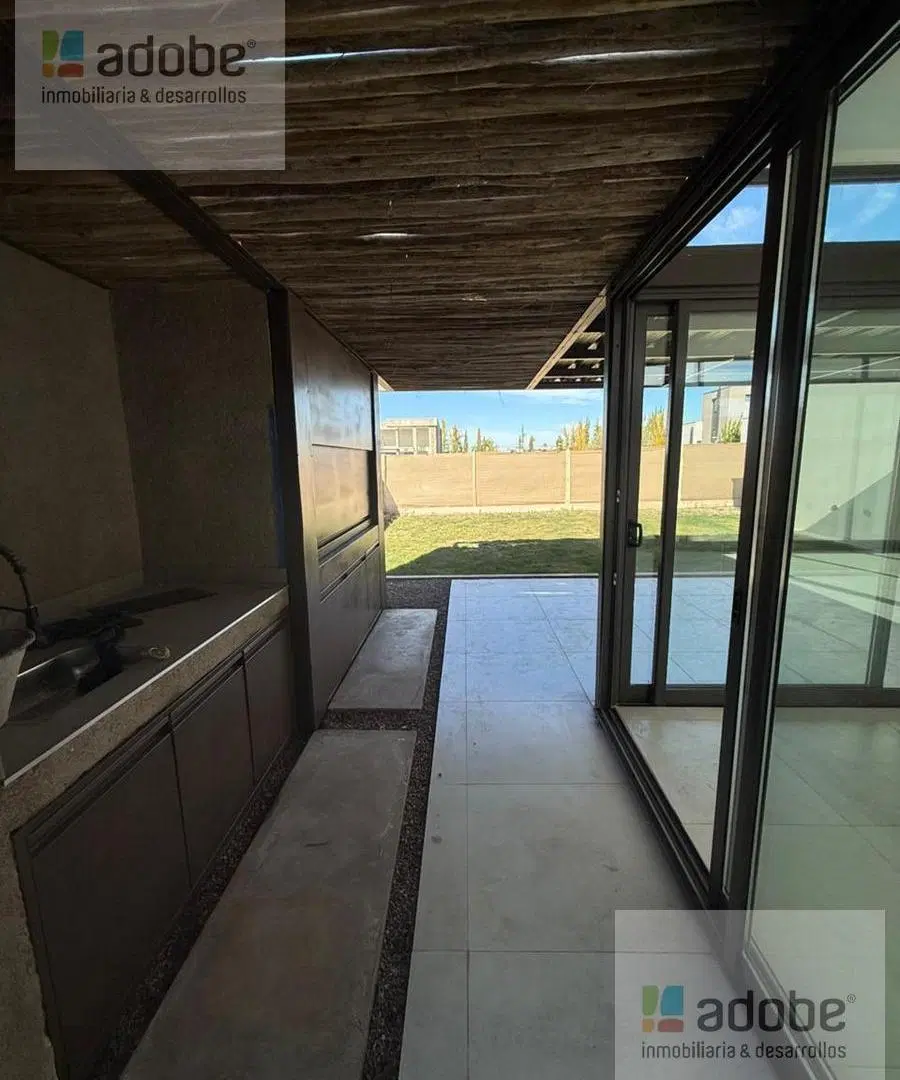 Casa en B° Gran Boedo-  Lujan De Cuyo 8