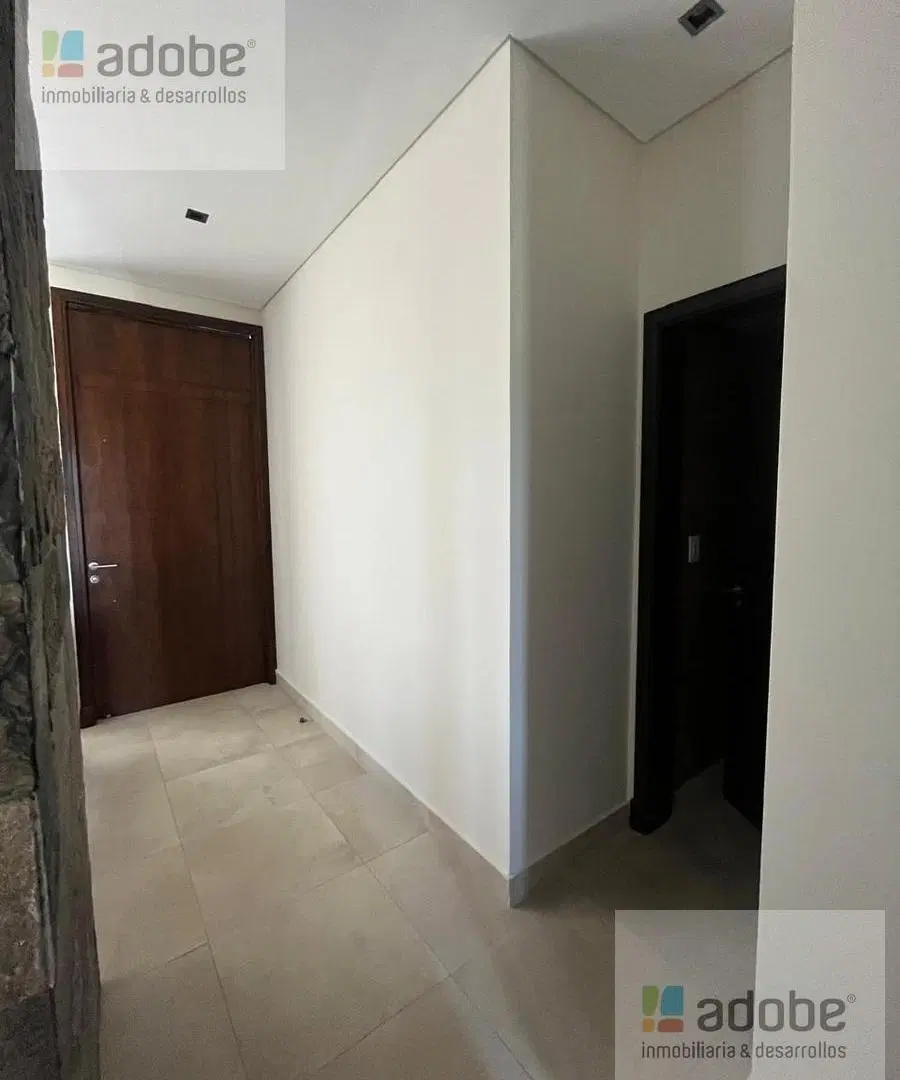 Casa en B° Gran Boedo 8