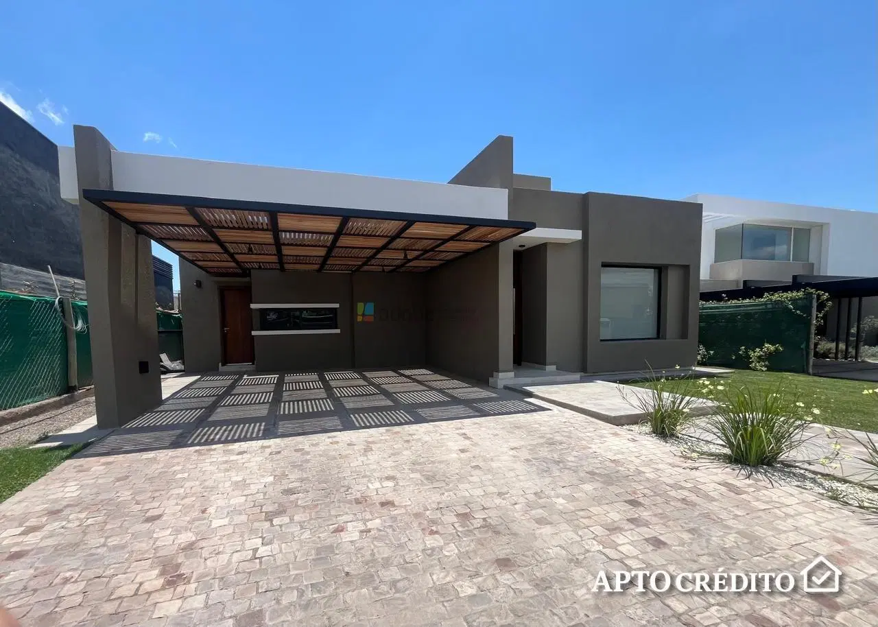 Casa en B° Gran Boedo 1
