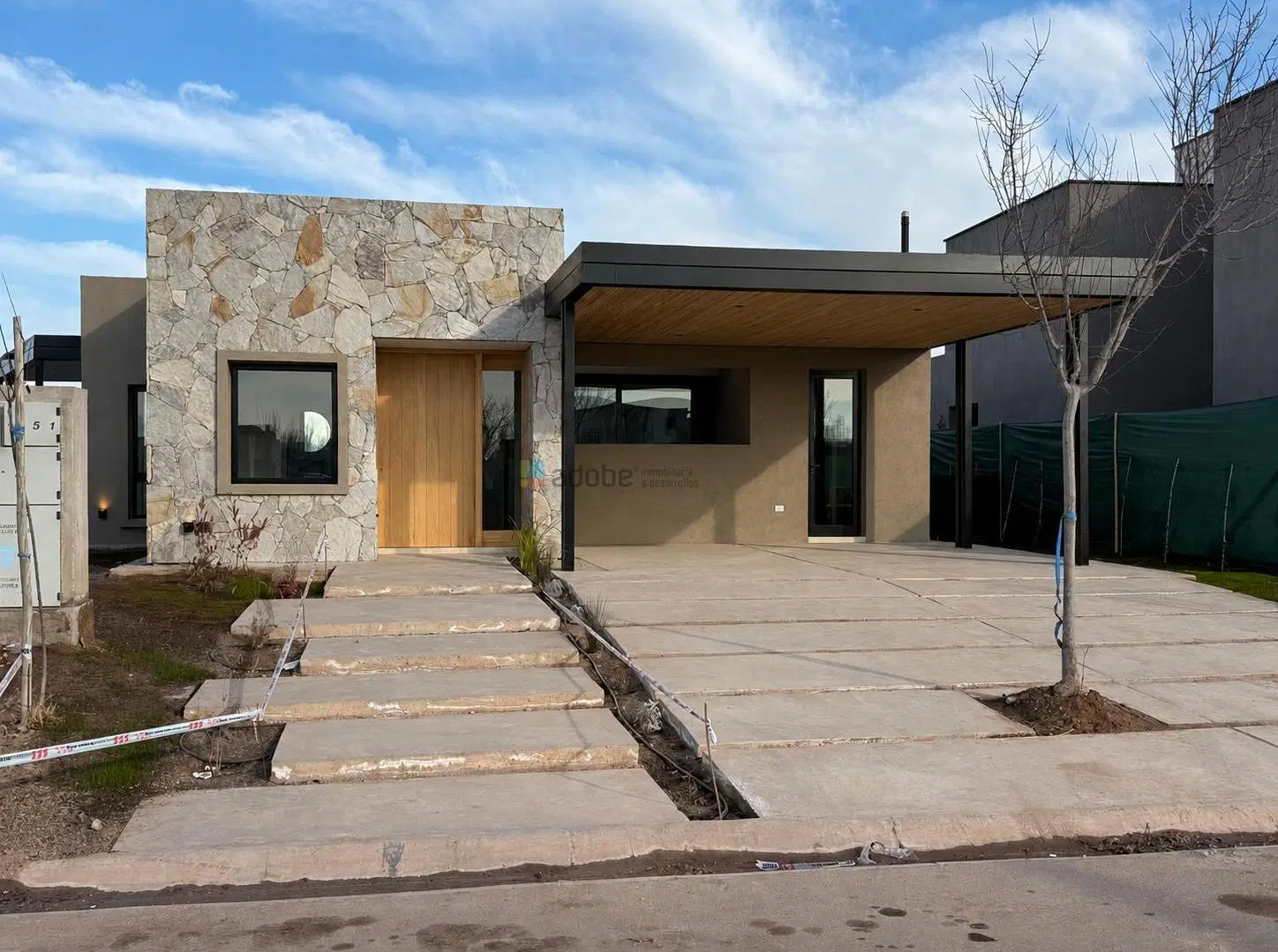 Casa B° Rincón Viamonte 2