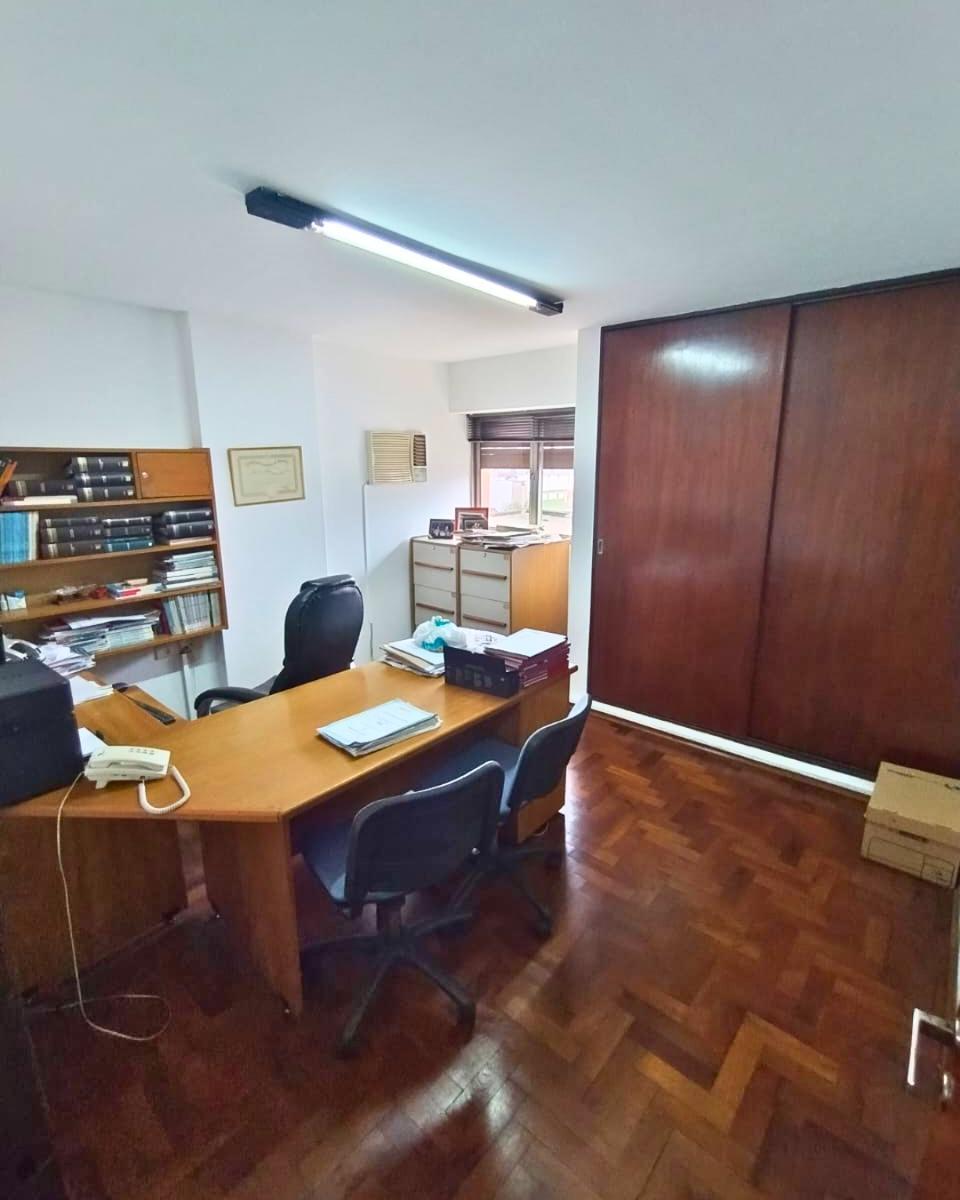 Descubra Este Increíble Departamento Apto Crédito en 27 de Abril 980, 2 Dorm. 3