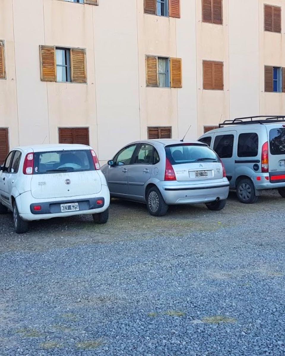 Depto en Planta Baja con Patio Cerrado, 2 Dorm. y Más – 27 de Abril 5356 3