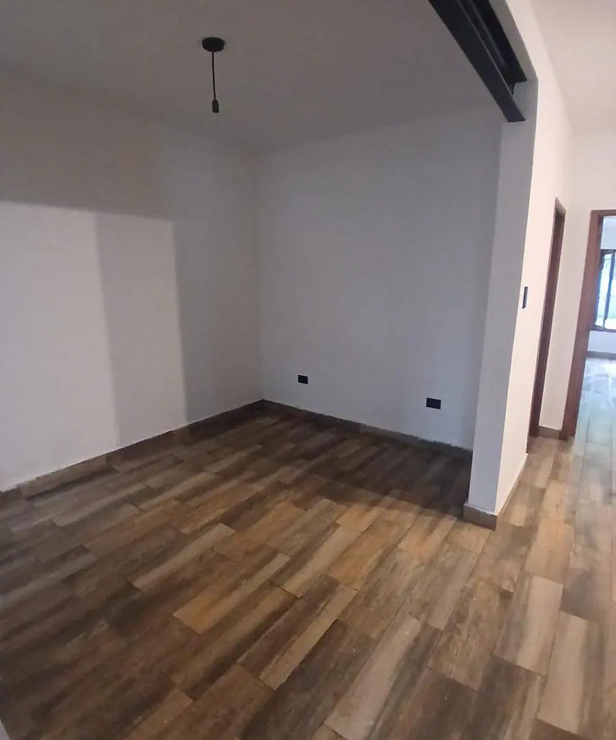 Casa reciclada de 3 dormitorios con patio - 360m2 de terreno 8