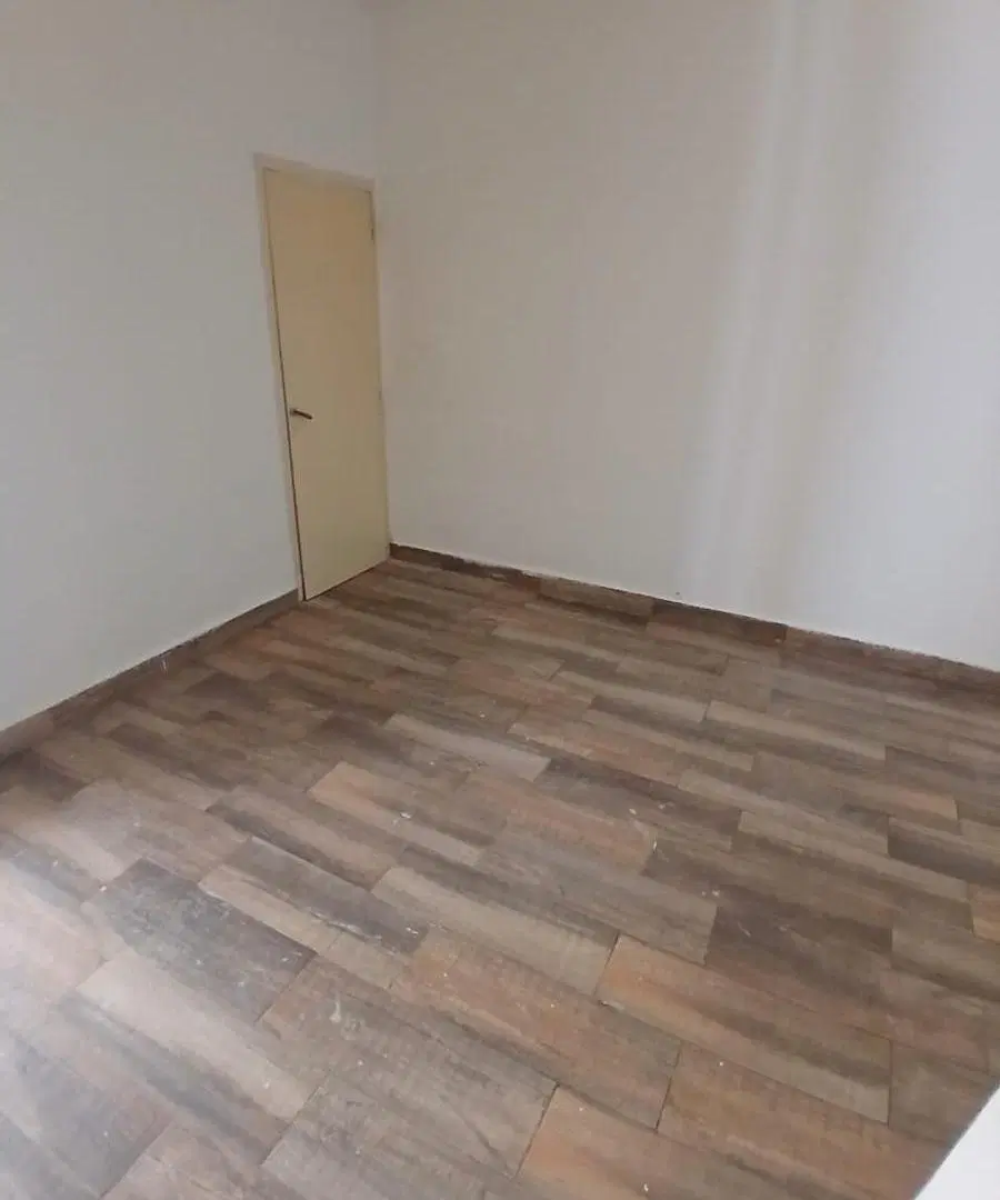 Casa reciclada de 3 dormitorios con patio - 360m2 de terreno 2