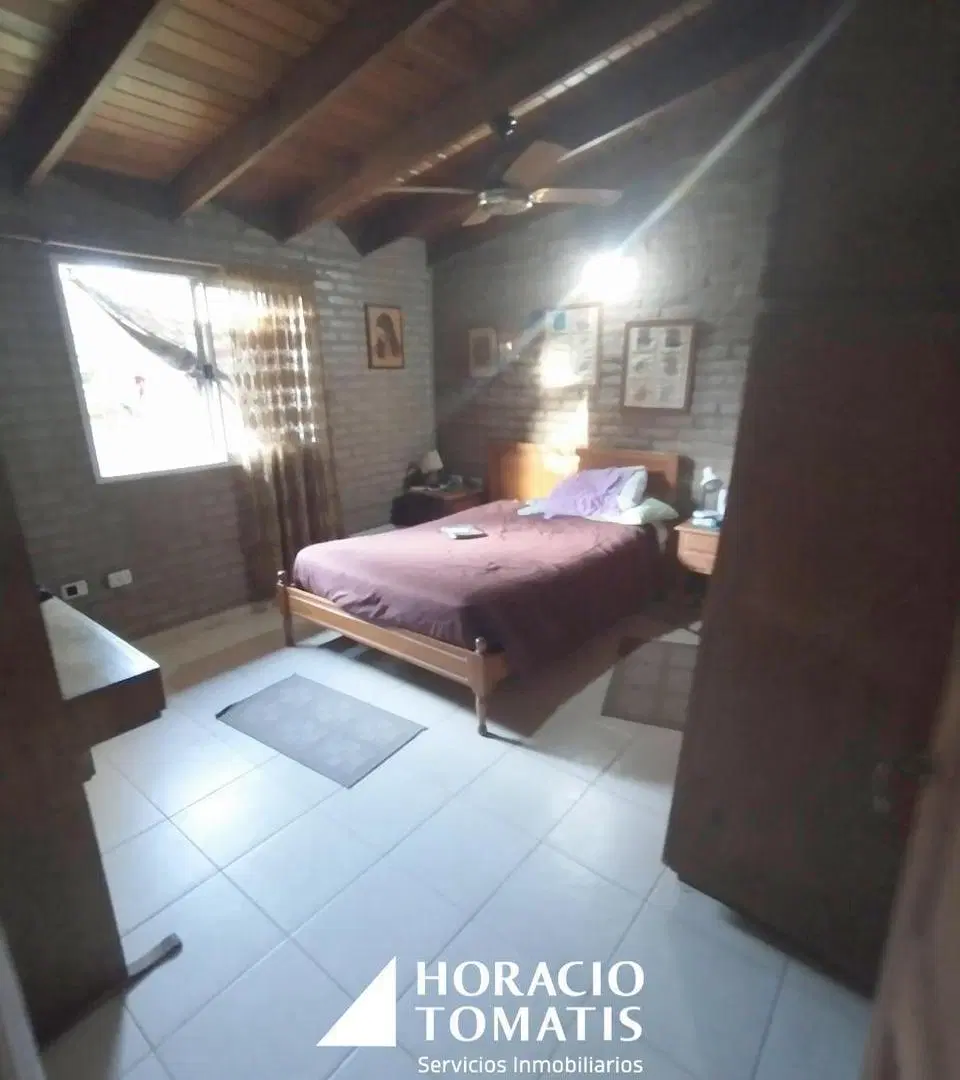 Casa con pileta y gran parque en Villa Rivera Indarte – 700 m² de lote 3