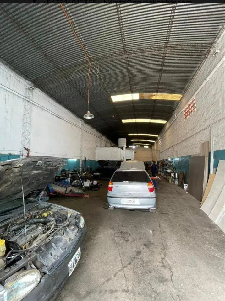 ALQUILO GALPON 300M2 - SAN VICENTE 3