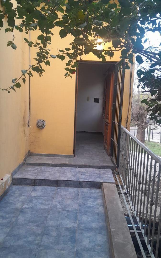 Foto de ALQUILO depto 2 dorm con terraza, asador y cochera - Cerro de las Rosas, imagen 3